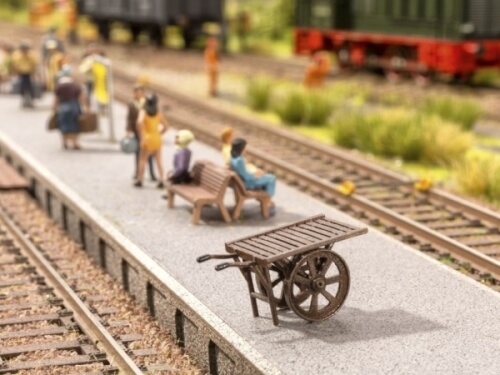 Noch 13700 H0 Bahnsteigkarre