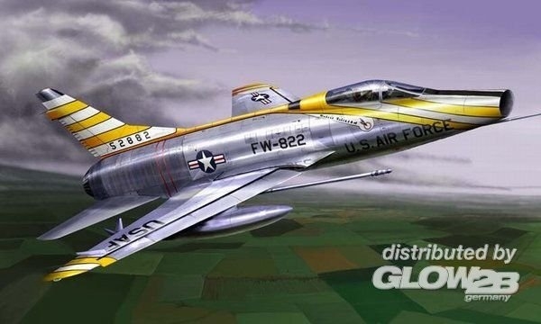 Trumpeter 01649 1/72 F-100D Super Sabre