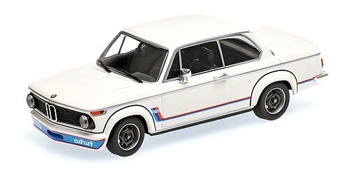 Minichamps 155026200 BMW 2002 TURBO  1973  WHITE