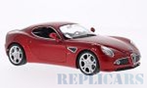 Welly 22490 Alfa Romeo 8c metrot 1:24