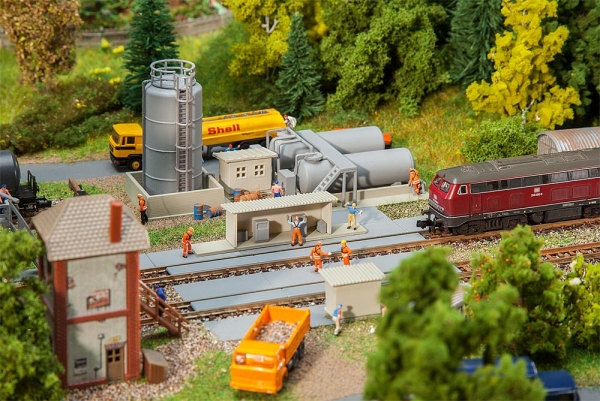 Faller 222212 Öllager mit Dieseltankstelle
