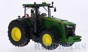 Britains 42999 John Deere 8370R 1:32