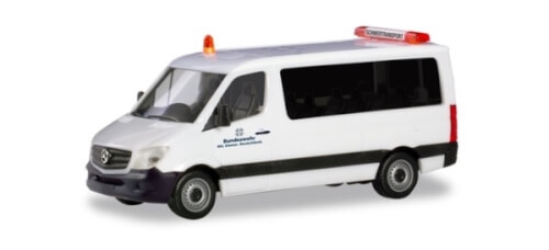 Herpa 700696 MERCEDES-BENZ SPRINTER BUS FD SCHWERTRANSPORT BEGLEITUNG "BUNDESWEHR"